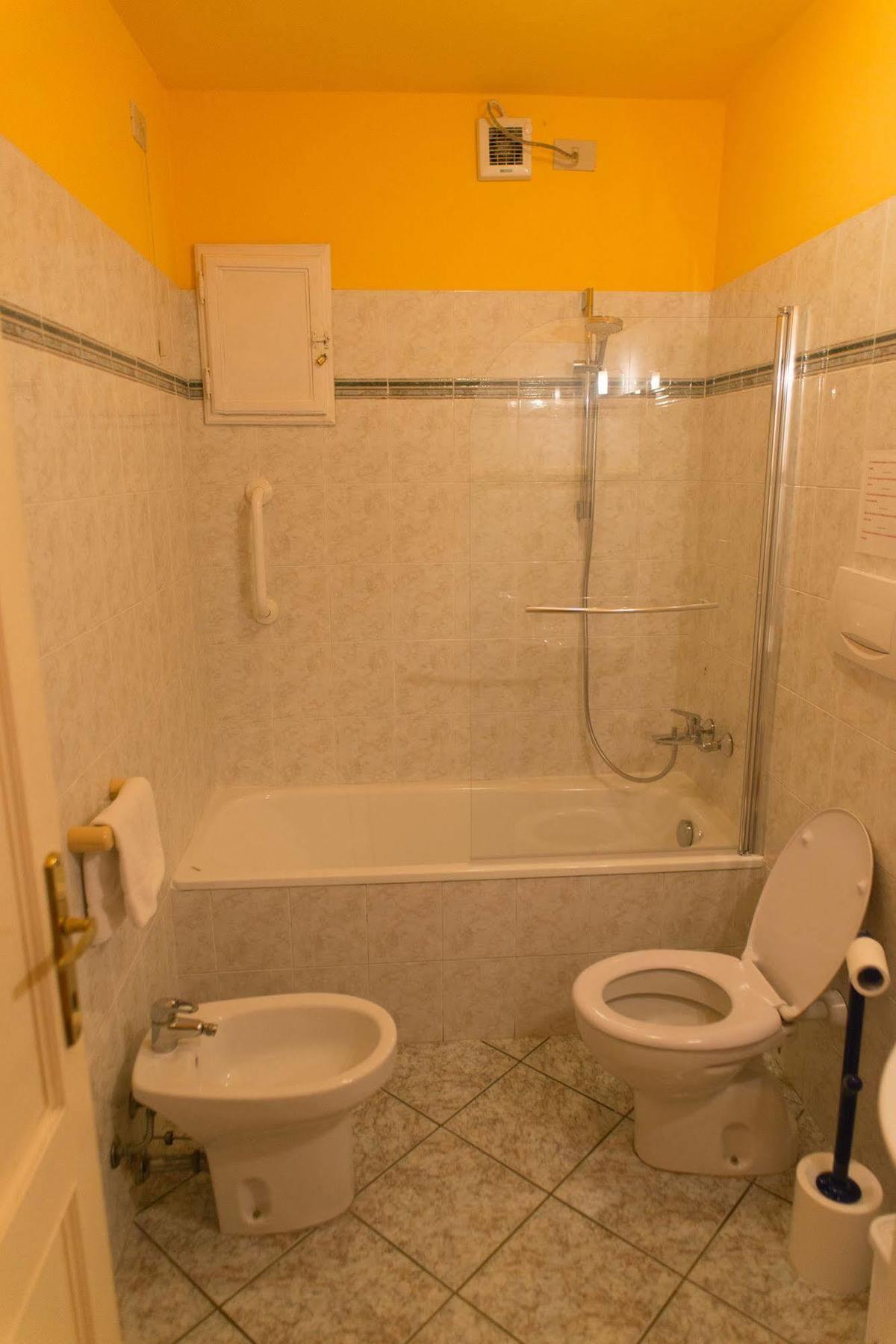 Al Cardinale & Bed & Breakfast Lucca